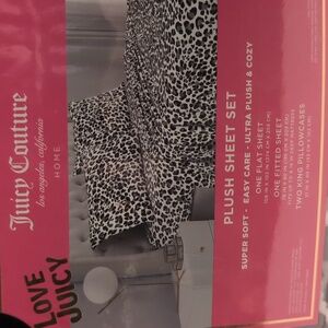 🆕 Ultra Soft Plush King Leopard Sheet Set 💗 Juicy Couture